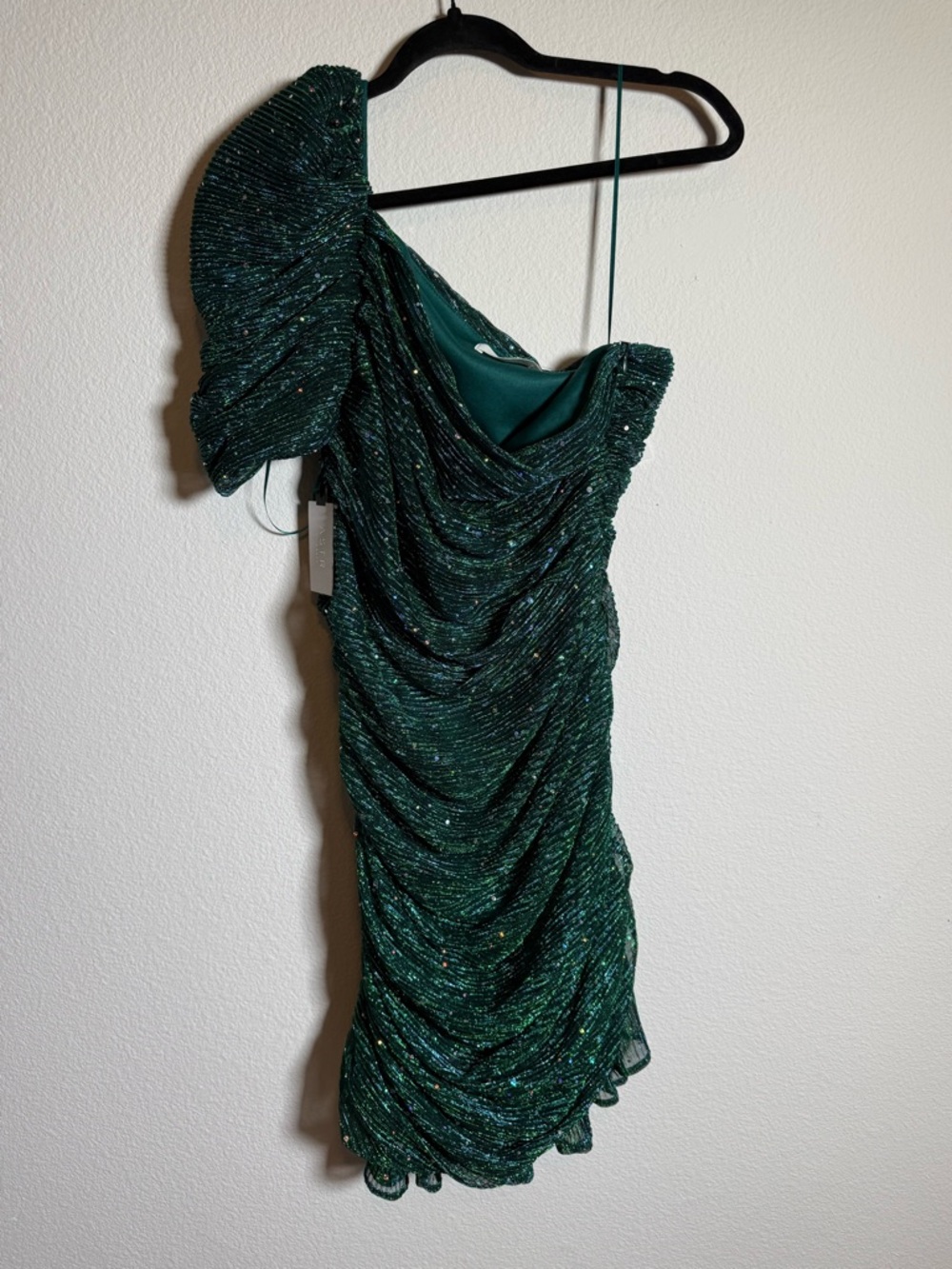 ASTR The Label Sequin One Shoulder Mini Dress Ruched Glam Party Mermaid L NWT